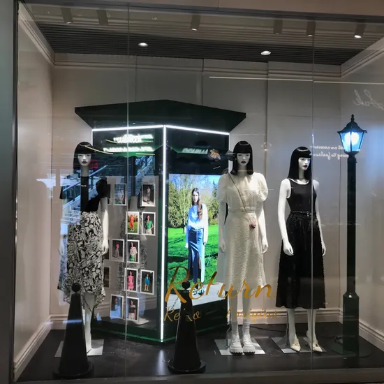 Provide Customized Trends in Window Display Design for Retail Stores